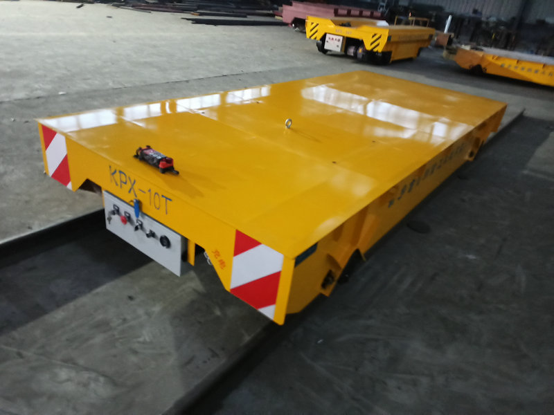 10 tons batteridrevne jernbanetransportvogne